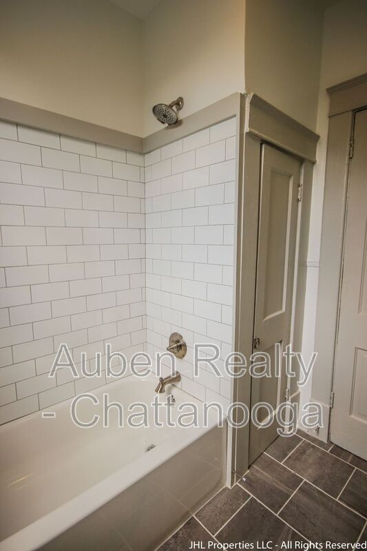 Building Photo - 1203 Peachtree St