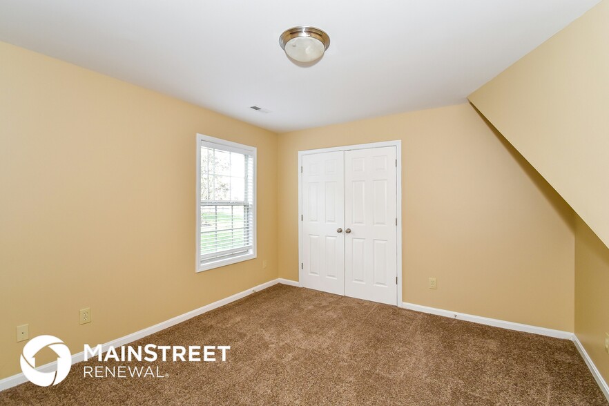 Building Photo - 16719 Summit Vista Way