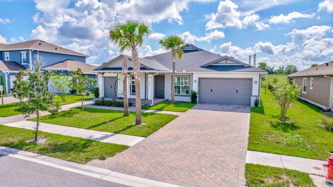 Building Photo - 870 Hookline Cir