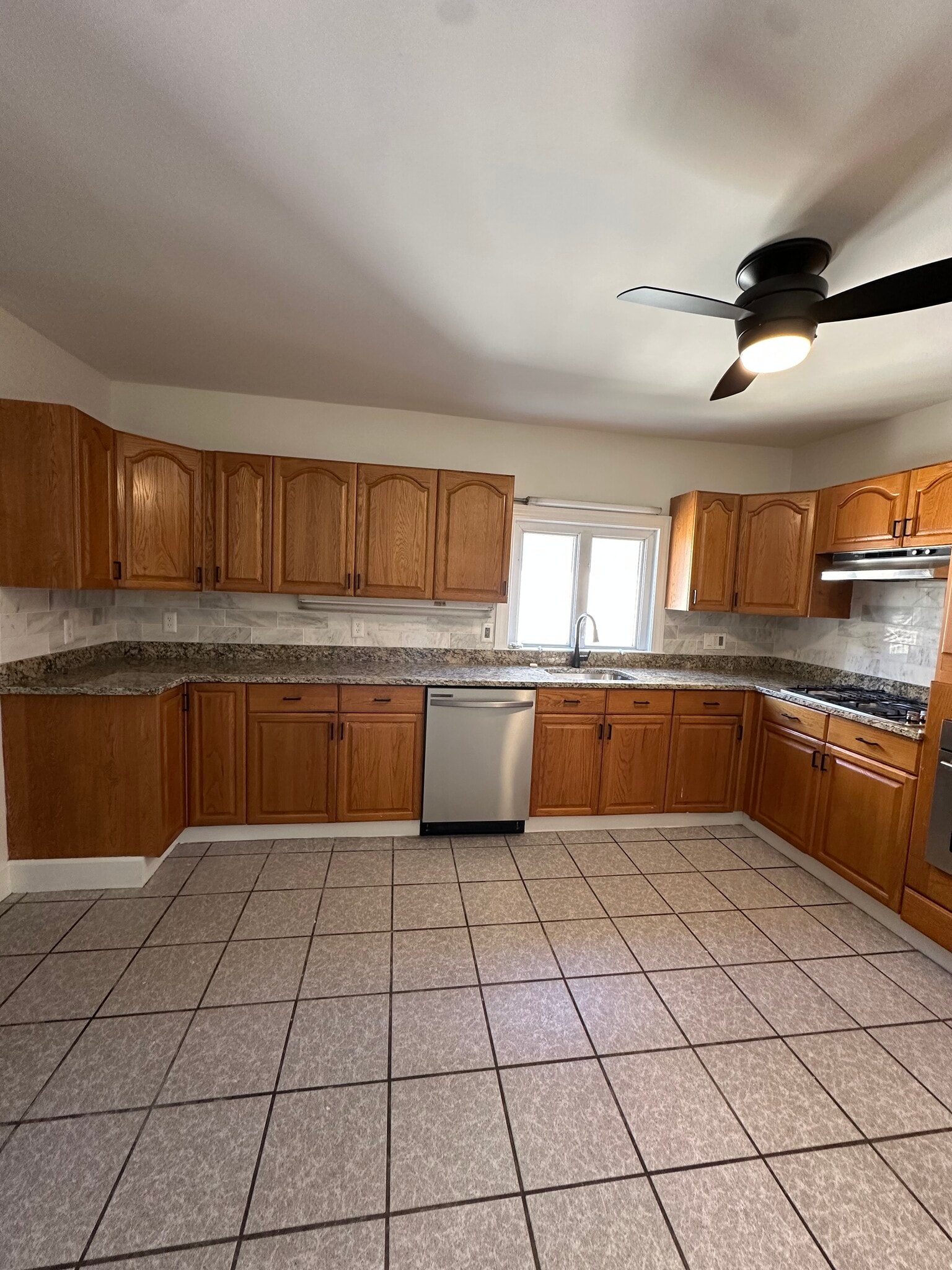 kitchen - 293 Main St
