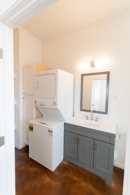 Building Photo - 29950 Woodbine Ln