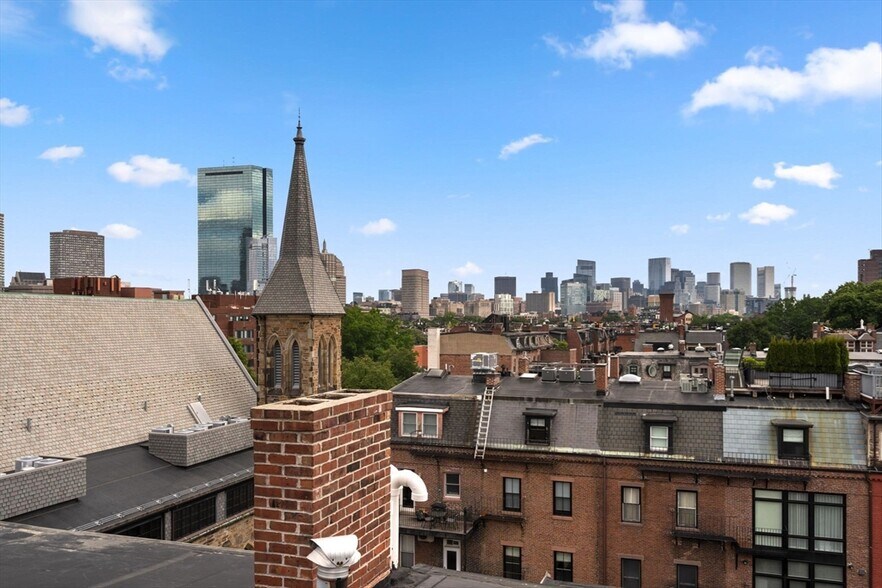 Building Photo - 87 Worcester St