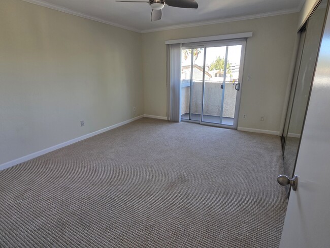 Building Photo - 3762 Hughes Ave