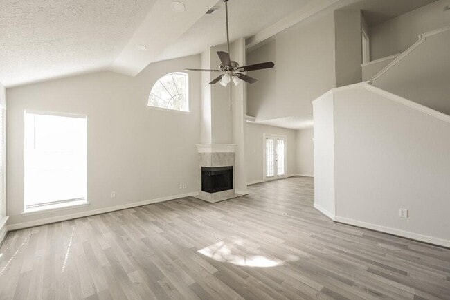Building Photo - 9223 Bristlebrook Dr