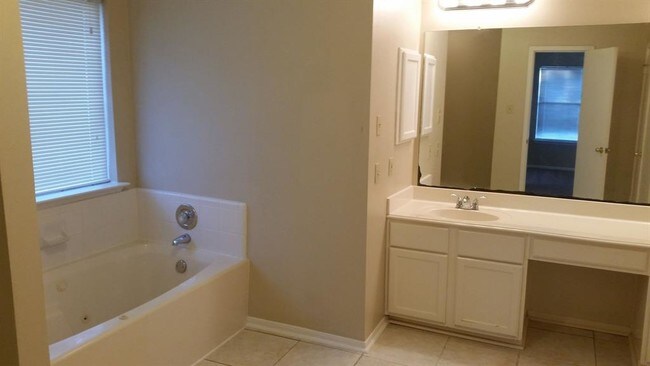 Building Photo - 3506 Crossfell Rd