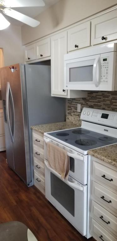 Building Photo - 2012 Court Pl