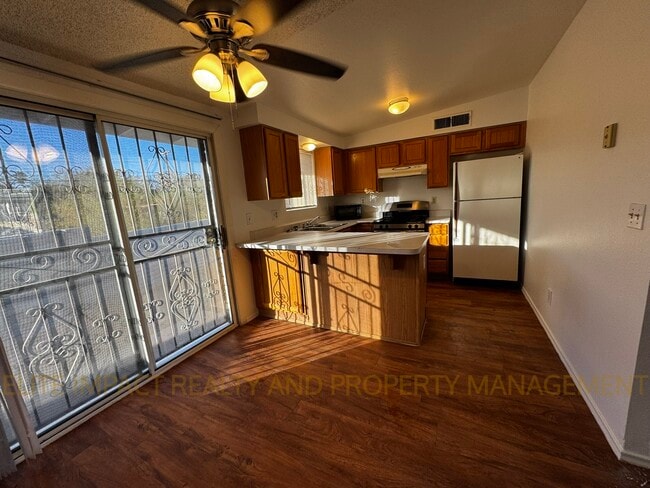 Building Photo - 1841 W Dominy Rd