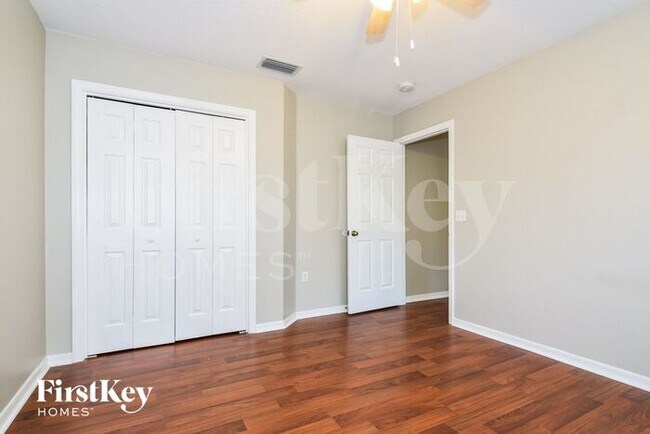Building Photo - 3706 Treeline Dr