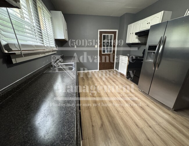 Building Photo - Newly Remodeled 3-Bedroom, 2-Bathroom in North Little Rock, AR!
