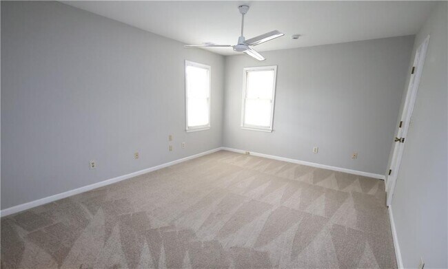 Building Photo - 1359 Oakengate Dr