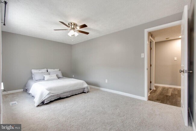Building Photo - 682 Willowby Run