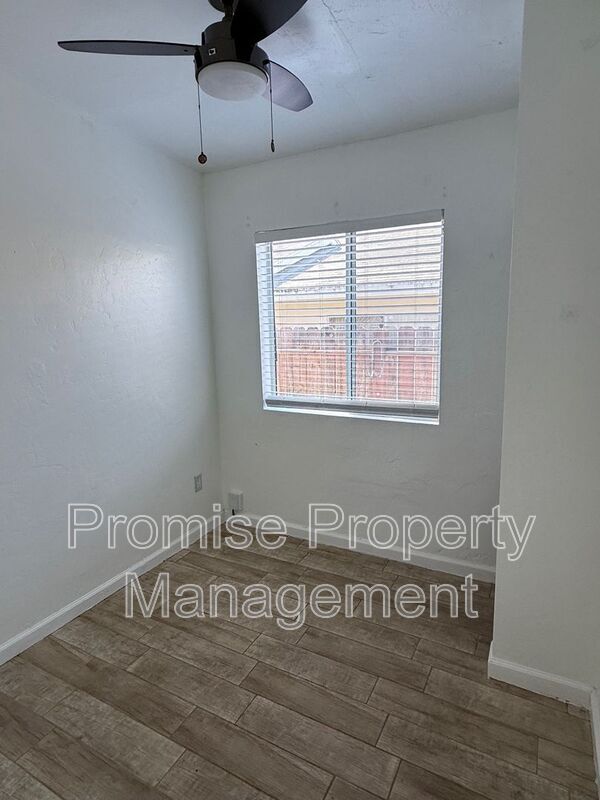 Building Photo - 1209 Langford St