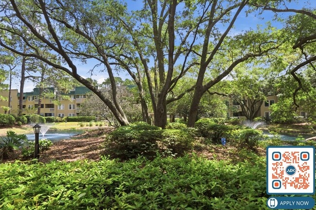 Building Photo - Fully Furnished 2BR Condo in Hilton Head’s North End – $150 Off First Month’s Rent!