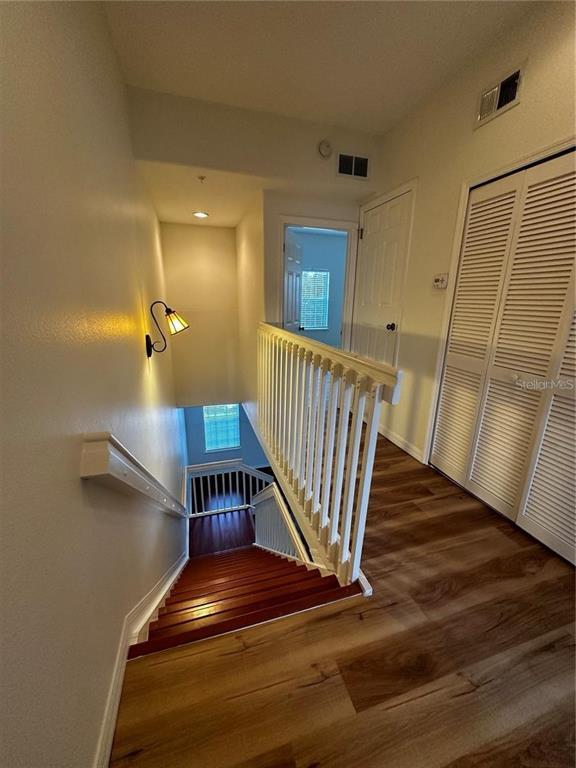 Building Photo - 1350 Chatfield Pl