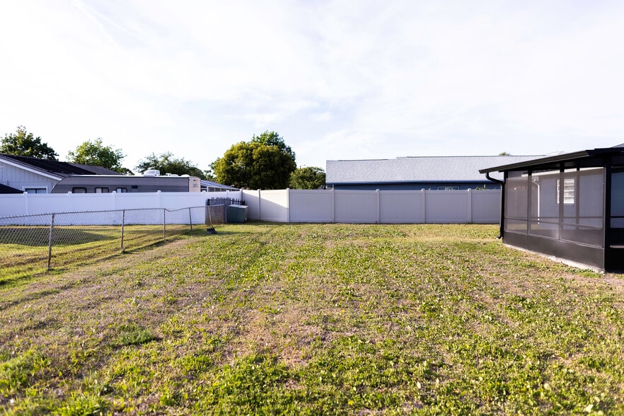 Building Photo - 49 Timber Trl