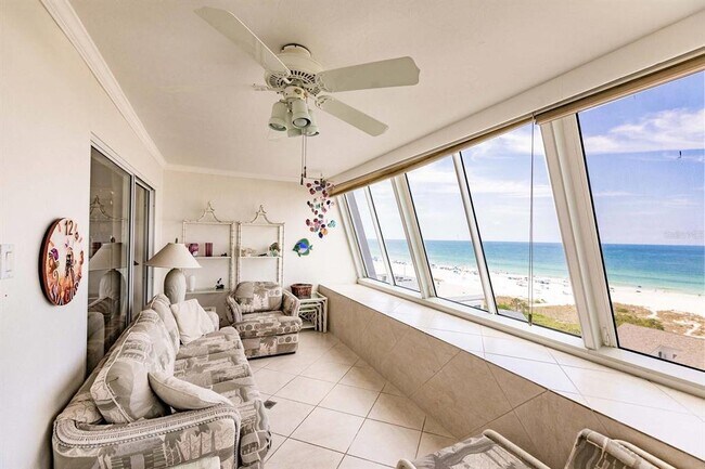 Building Photo - 1055 W Peppertree Dr