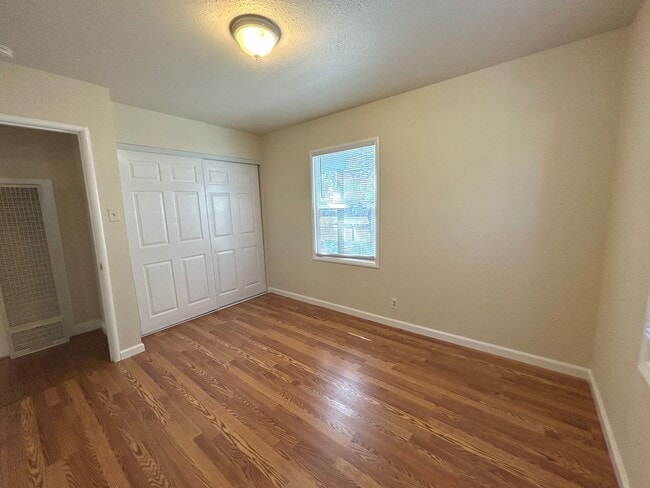 Building Photo - 3 bedroom, 2 bath Concord Home