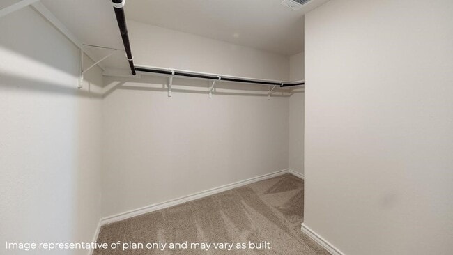 Building Photo - 3831 Turnpike Dr