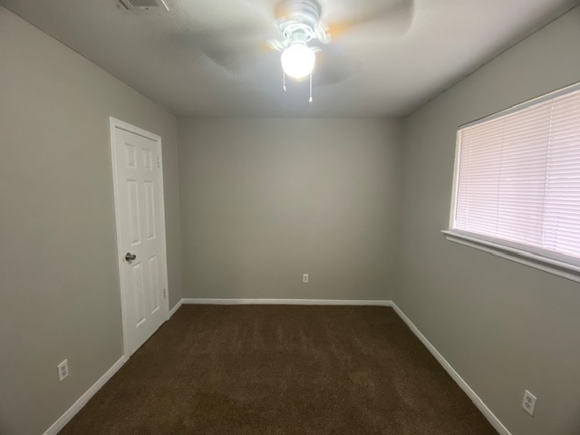 Building Photo - 1811 Windy Knoll Dr