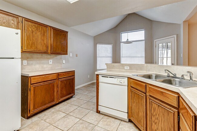 Building Photo - 23922 Spring Dane Dr