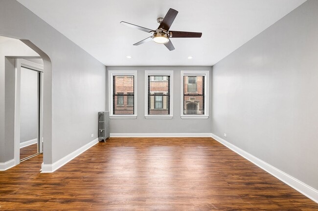 Building Photo - Spacious 1 Bedroom in Beverly