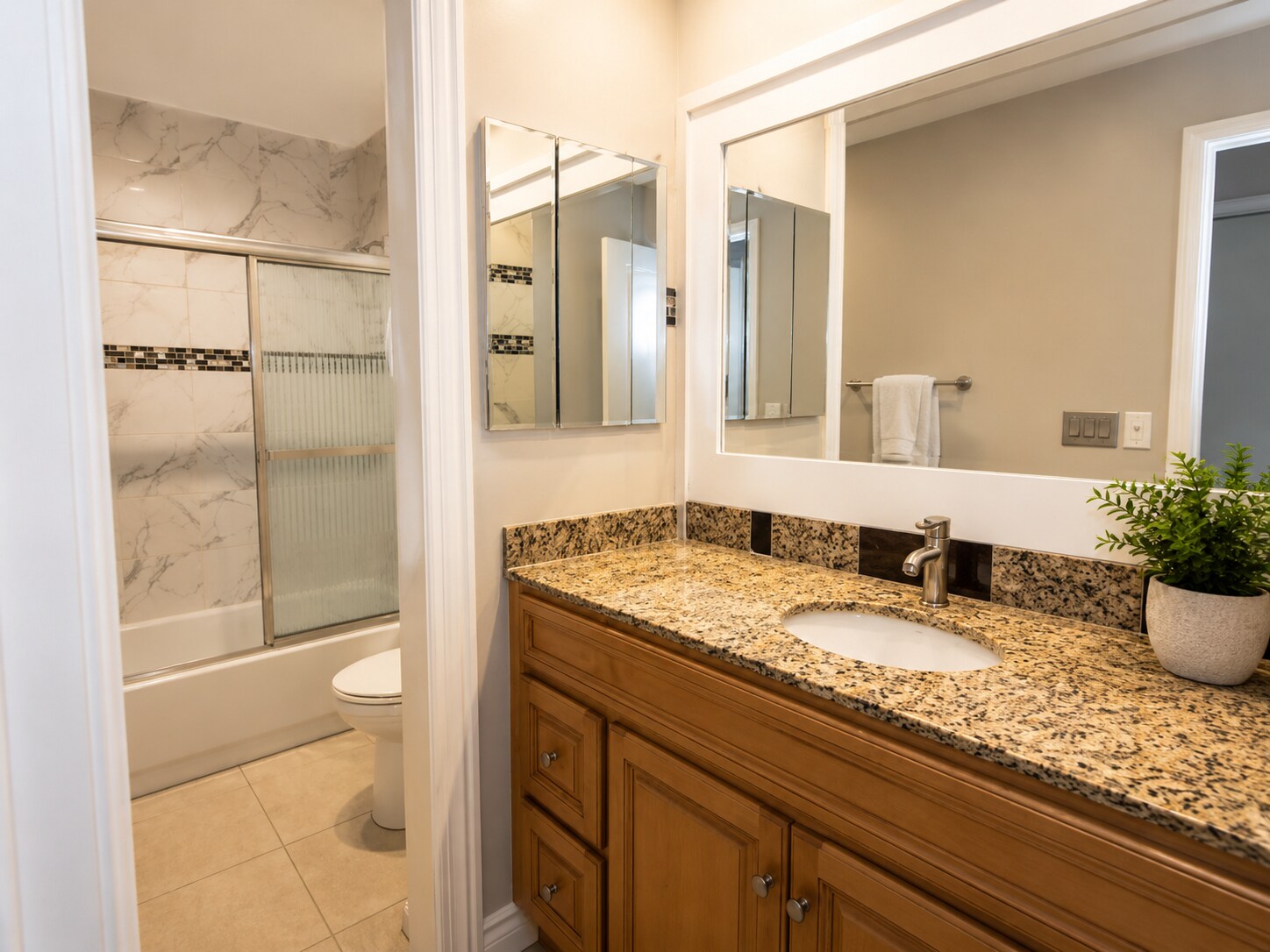 Building Photo - 22384 Palomita Dr