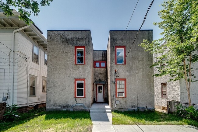 Building Photo - 663 Lincoln Ave