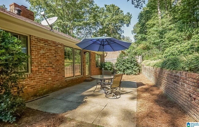 Building Photo - 4105 Shiloh Dr