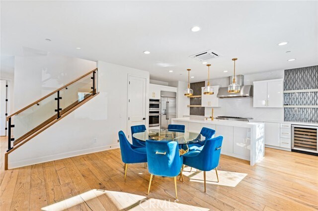 Primary Photo - 2116 Cresta Dr