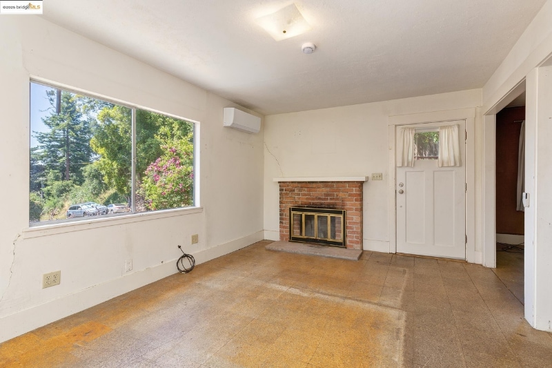 Building Photo - 6022 Merriewood Dr