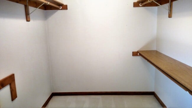 Building Photo - 3+ Bedroom 2.5 Bathroom 2 Car Garage Home ...