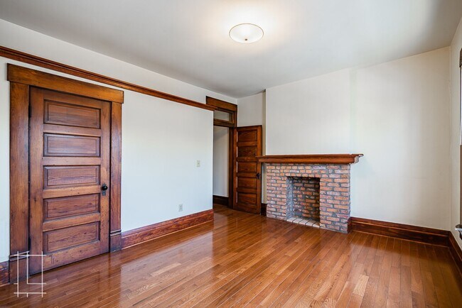 Building Photo - 350 Wilber Ave