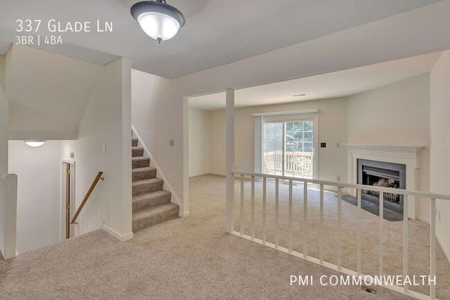 Building Photo - 337 Glade Ln