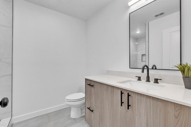 Building Photo - 8218 Casa Verde Rd