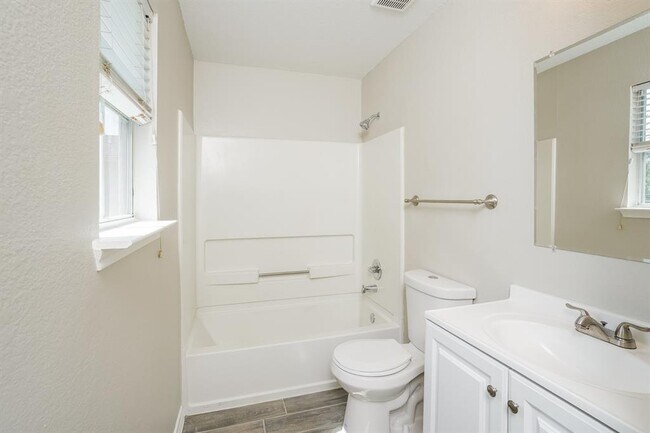 Building Photo - 343 Remington Creek Dr