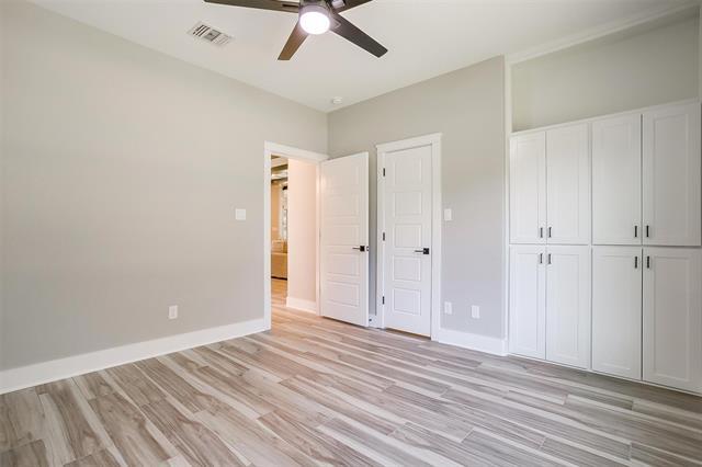 Building Photo - 908 Meadowlark Ln