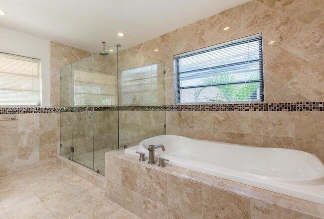 Building Photo - 4950 San Amaro Dr