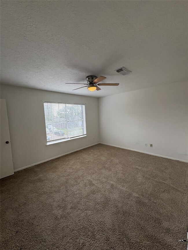 Building Photo - 13714 Firerock Dr