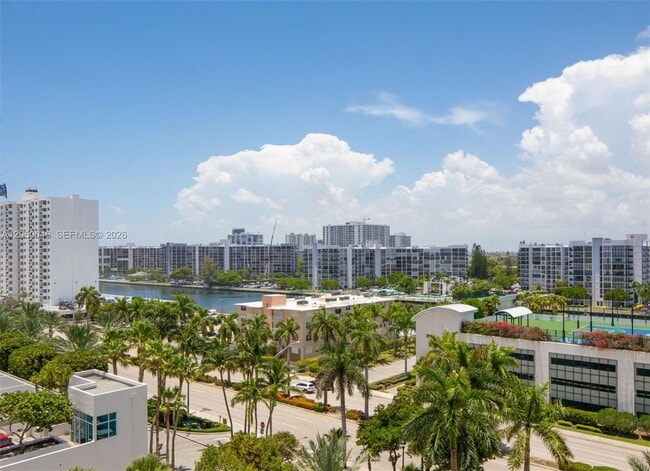 Building Photo - 2501 S Ocean Dr