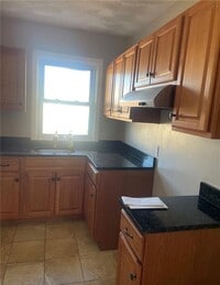 Building Photo - 228 Norfolk Ave