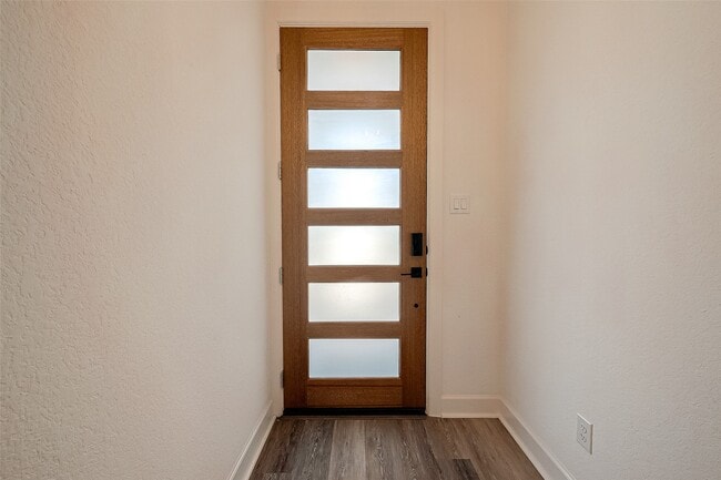 Building Photo - 24351 Dyer Hl Wy