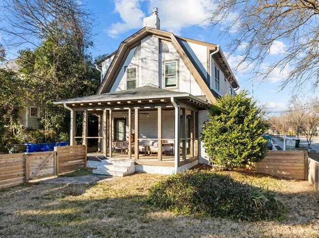 Building Photo - Stunning Fully Renovated 5-Bedroom Home in Desirable Trinity Park, Durham