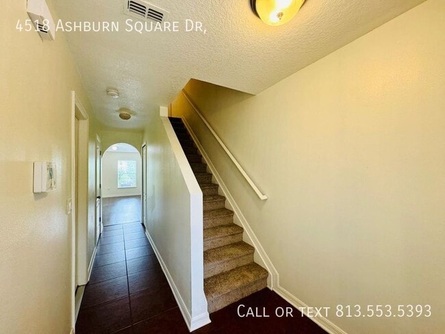 Building Photo - 4518 Ashburn Square Dr