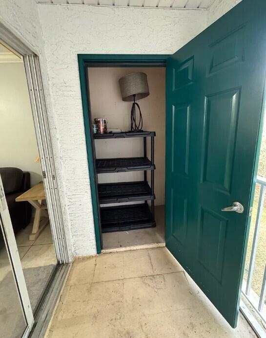 Building Photo - 4276 Calinda Ln