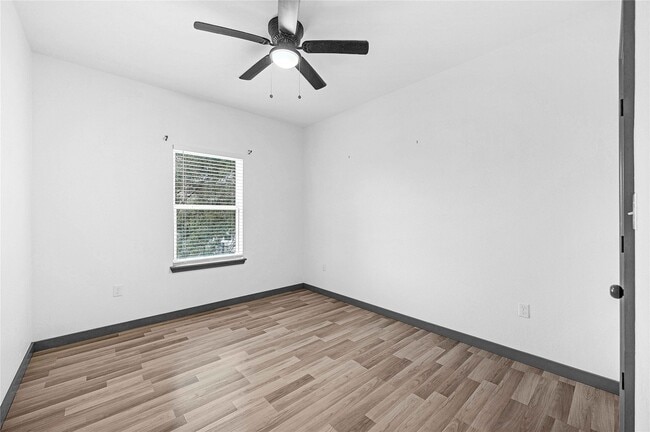 Building Photo - 3625 Lydia St