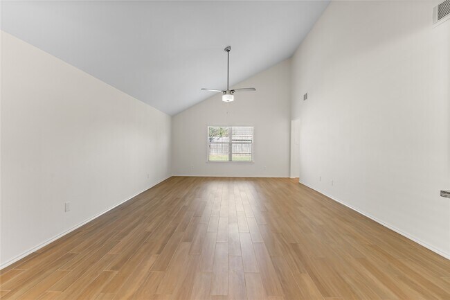 Building Photo - 7226 Basque Country Dr