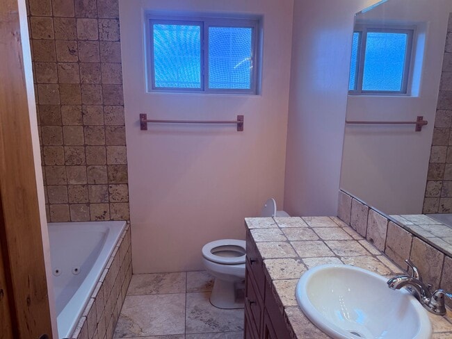Building Photo - 54 Encantado Loop