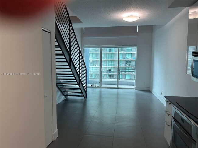 Building Photo - 60 SW 13th St