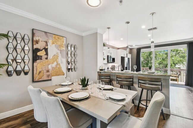 Building Photo - 3174 Bayshore Oaks Dr