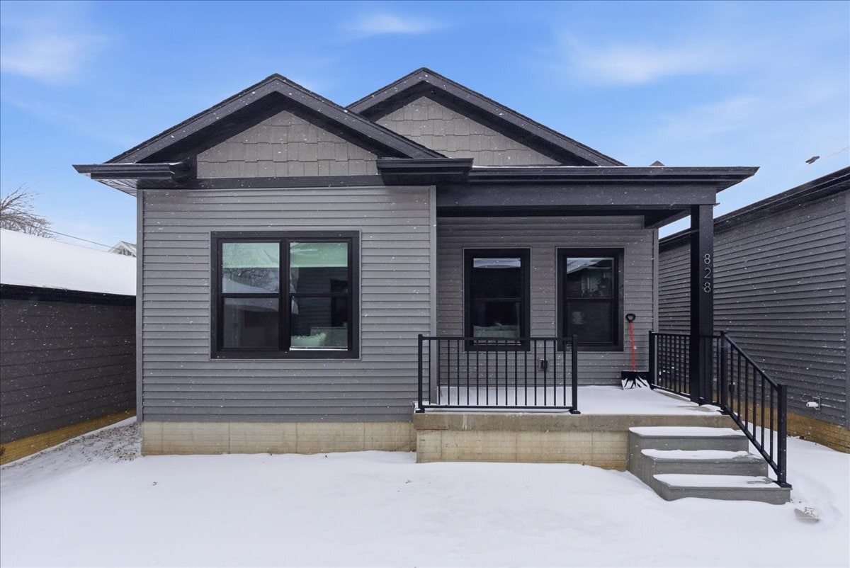 Building Photo - 812 Clay St